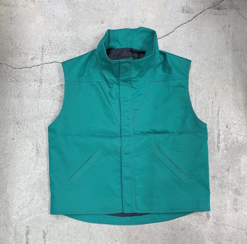 <img class='new_mark_img1' src='https://img.shop-pro.jp/img/new/icons16.gif' style='border:none;display:inline;margin:0px;padding:0px;width:auto;' />AV VATTEV Short Jacket Vest ȥ˥ åƥ 㥱åȥ٥