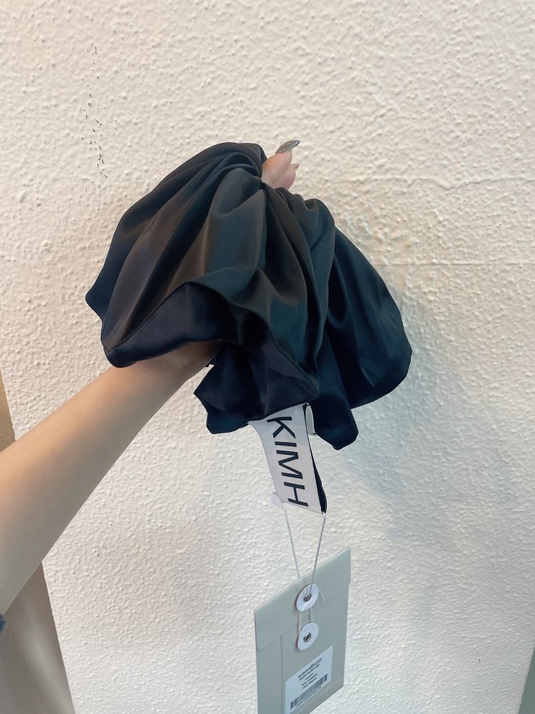 KIMHEKIM OVERSIZED SATIN SCRUNCHIE キムへキム オーバーサイズ