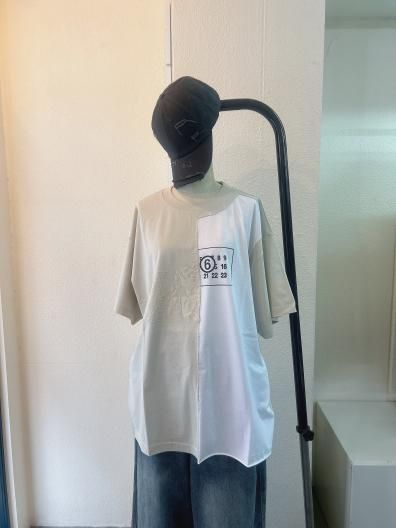 <img class='new_mark_img1' src='https://img.shop-pro.jp/img/new/icons16.gif' style='border:none;display:inline;margin:0px;padding:0px;width:auto;' />MM6 MAISON MARGIELA Splice Bear Numeric T-SHIRTS २ॷå᥾ޥ른 ٥˥塼å T