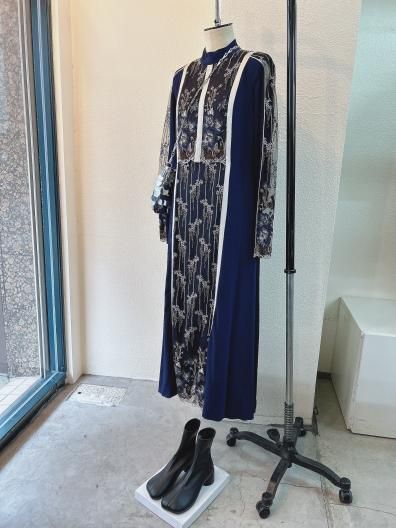 MURRAL ミューラル ドレス、ワンピースの販売ページです。MURRAL MURRAL ミューラル ドレス、ワンピースの販売ページです。MURRAL