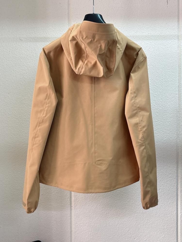 Maison Margiela ウインドブレーカー MM6 Maison Margiela: Salomonエディション ブラック ウインド
