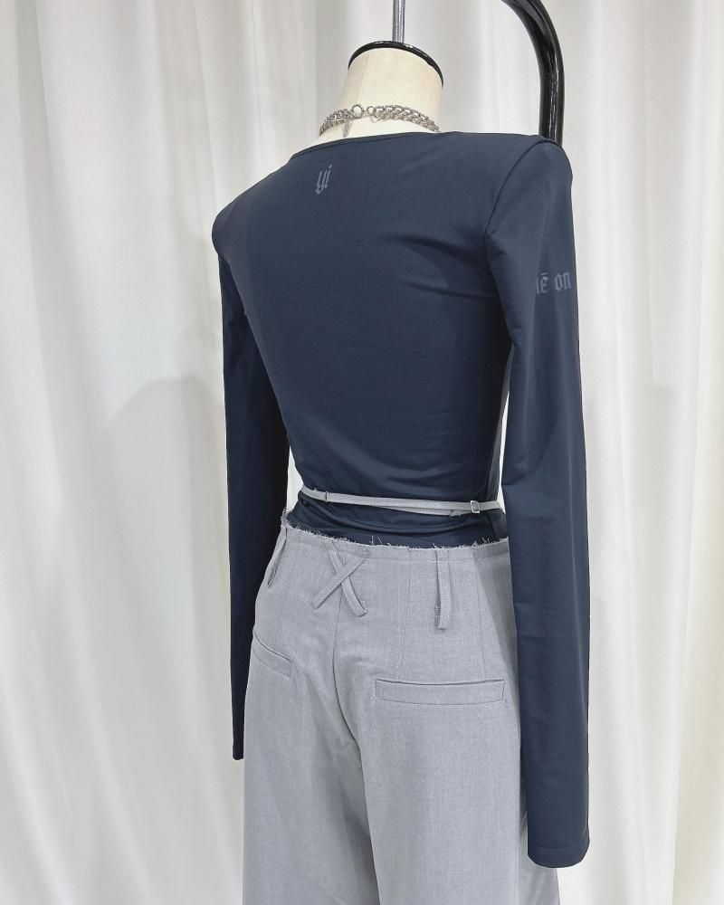 YUUNA ICHIKAWA ショルダーパッドトップス Shoulder pad mini sleeve tops – YUUNA ICHIKAWA