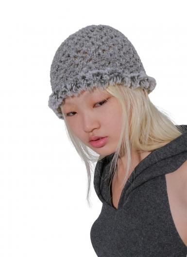 mai様　Perverze ニットキャップ Fluffy-trim Mesh Knit Cap（ニットキャップ/ビーニー