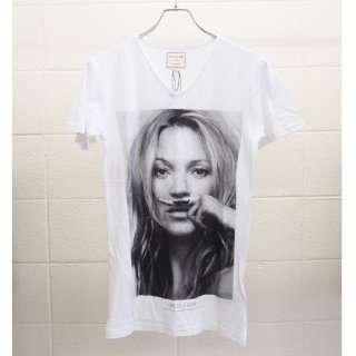 <img class='new_mark_img1' src='https://img.shop-pro.jp/img/new/icons16.gif' style='border:none;display:inline;margin:0px;padding:0px;width:auto;' />Eleven Paris Kate Moss T-shirt イレブン・パリ ケイトモスＴシャツ