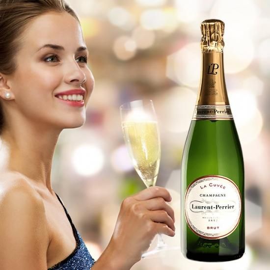 王室御用達のシャンパン ローラン・ペリエ 750ml - お祝いに彫刻 王室御用達のシャンパン ローラン・ペリエ 750ml - お祝いに彫刻