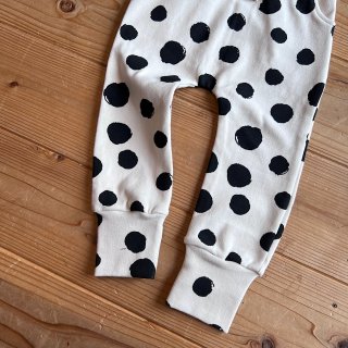 [ Special SALE 3000 ] arkakama BASIC :  THIS IS a DOT  SPD LEGGINGS 