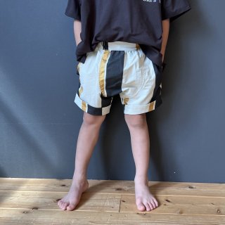 <img class='new_mark_img1' src='https://img.shop-pro.jp/img/new/icons14.gif' style='border:none;display:inline;margin:0px;padding:0px;width:auto;' />arkakama  / POLY Sarouel Shorts (HERE )
