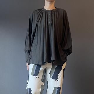 <img class='new_mark_img1' src='https://img.shop-pro.jp/img/new/icons16.gif' style='border:none;display:inline;margin:0px;padding:0px;width:auto;' />[ SALE 20%OFF ]   [ Ladies' ] arkakama spring'25 : VISCOSE SC SHIRT (3color )