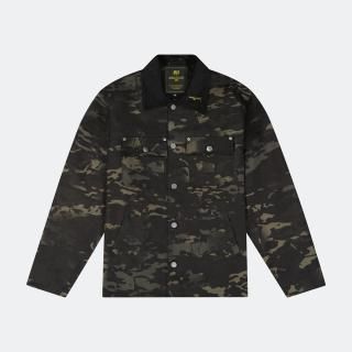 <img class='new_mark_img1' src='https://img.shop-pro.jp/img/new/icons34.gif' style='border:none;display:inline;margin:0px;padding:0px;width:auto;' />QILO x IRREGULARS Trucker Jacket in Multicam Black