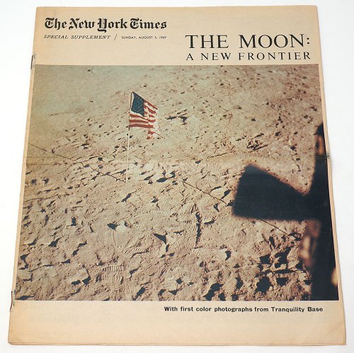 The New York Times「THE MOON:A NEW FRONTIER」／アメリカ1969年8月