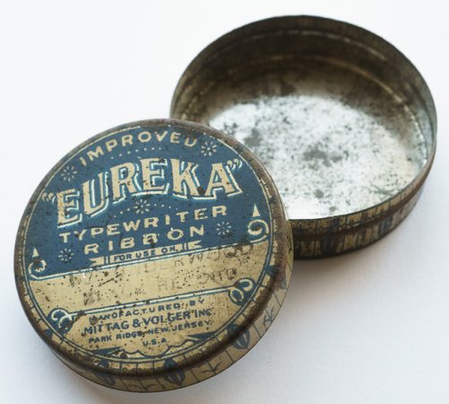 タイプライター・リボン缶「EUREKA」