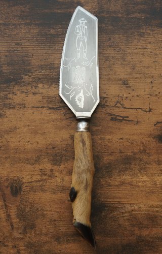 鹿の脚のナイフ