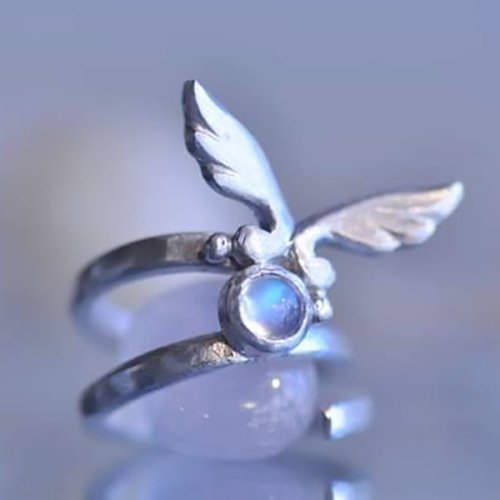 silver jewelry　月の翼螺旋リング 覆輪留/天使匣