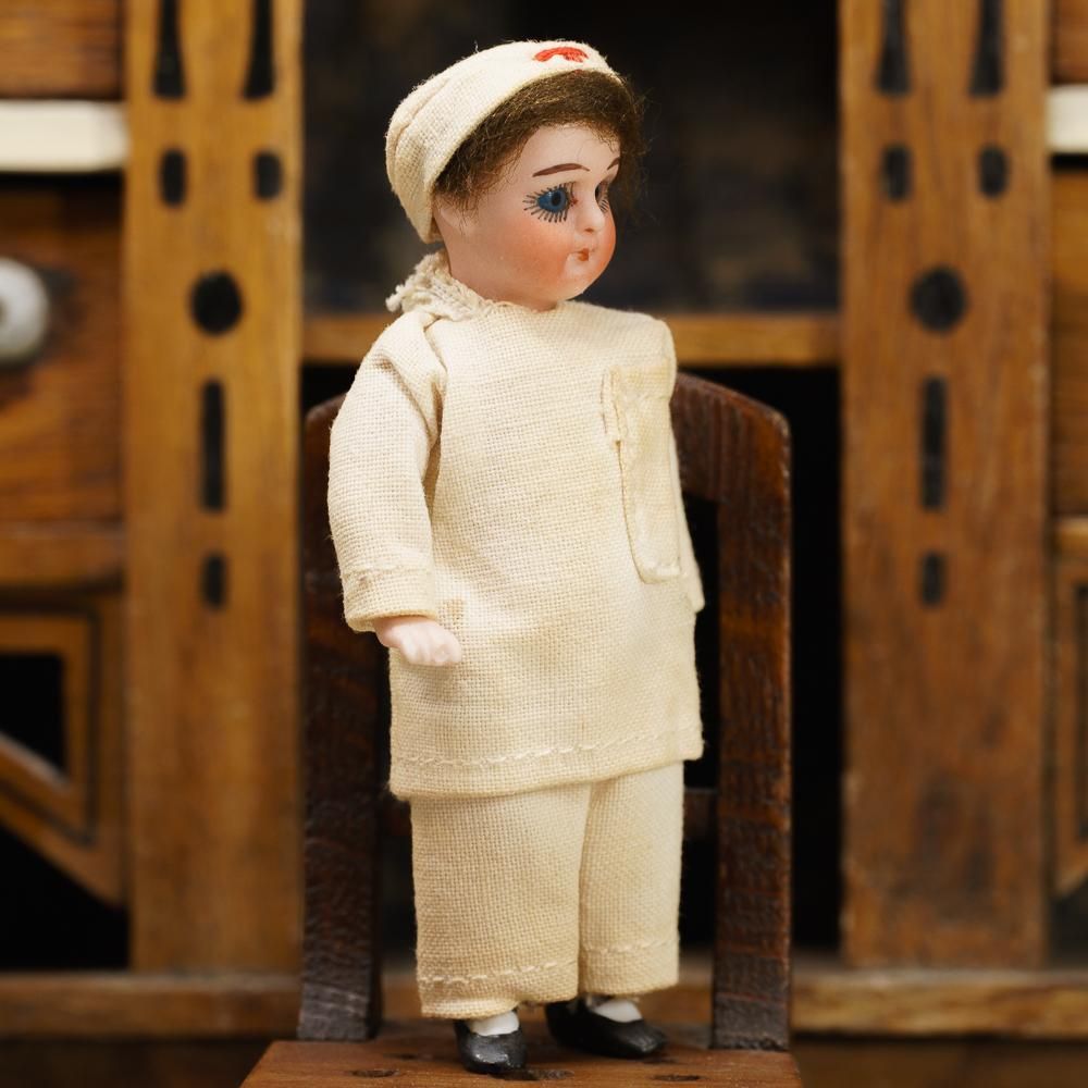 看護師さん・ビスクドールA（ドイツ） - Guignol [ギニョール