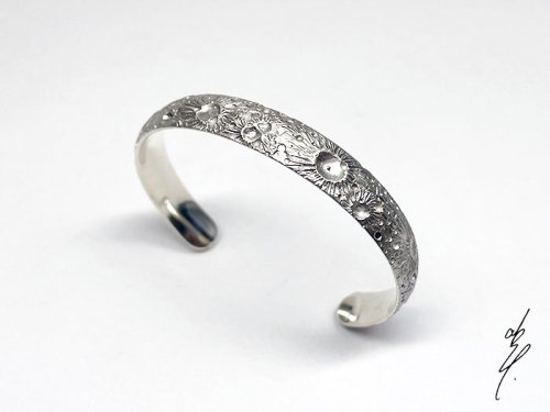 Crater Bangle 2/abst.