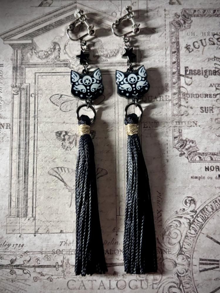 Dark Star Catタッセルイヤリング・ピアス/Mai Aimheart