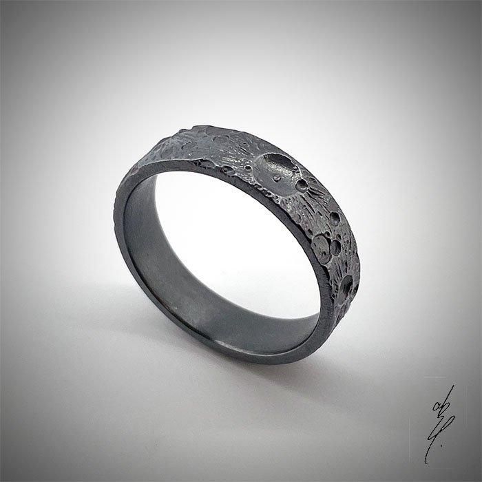 Crater Ring frat [黒仕上げ]（9号-21号）/abst. - Guignol