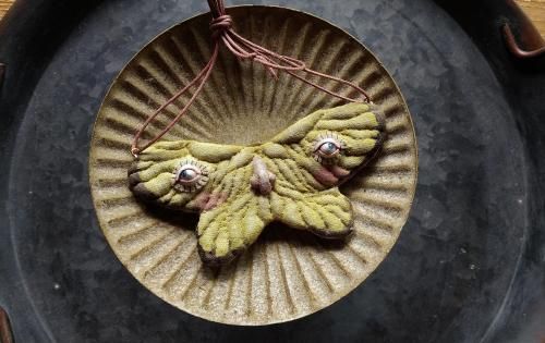<img class='new_mark_img1' src='https://img.shop-pro.jp/img/new/icons14.gif' style='border:none;display:inline;margin:0px;padding:0px;width:auto;' />butterfly mann / tanna