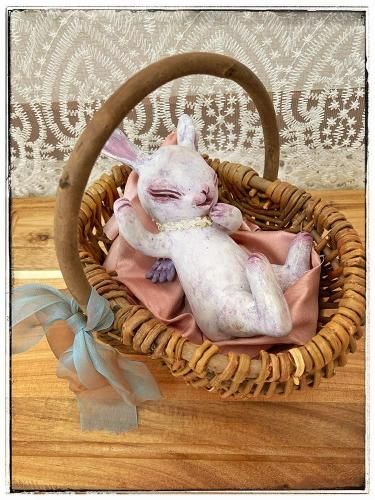 <img class='new_mark_img1' src='https://img.shop-pro.jp/img/new/icons14.gif' style='border:none;display:inline;margin:0px;padding:0px;width:auto;' />眠る天使/ぴこうさ