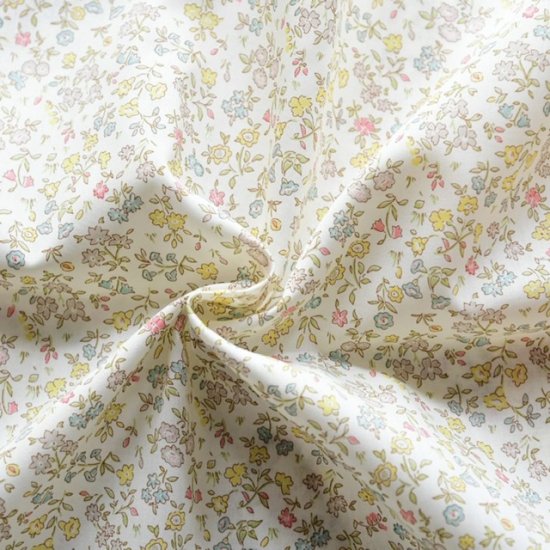 輸入リバティ メドウスイート クリーム Liberty Tana Lawn Meadow Sweet