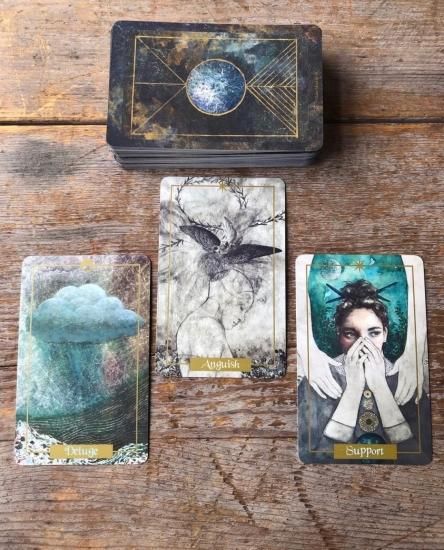 イルミネイティッドアースオラクル (簡単な日本語訳つき) オラクルカード