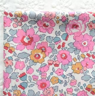͢Хƥ奨륳쥯󡡥٥åĥ()Liberty Tana  Lawn Betsy