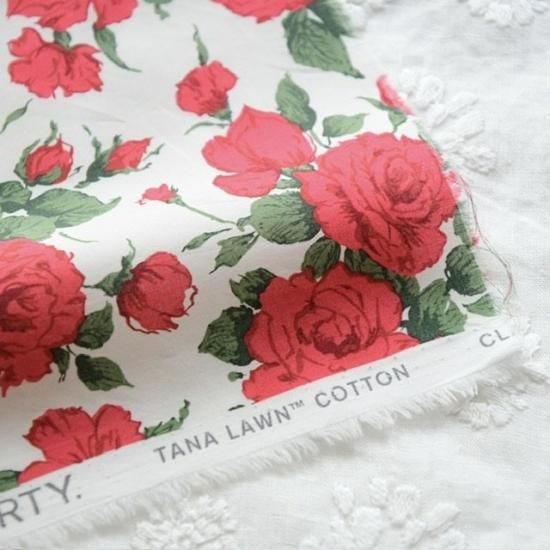 ペットボトルカバー　リバティカーラインローズ／レッド　ハンドメイド 再販】ペットボトルカバー リバティカーラインローズ／レッド