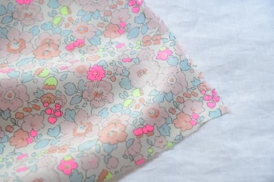 輸入リバティ ベッツィ BBB Betsy BimBamBoom Liberty Tana Lawn