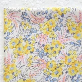 ͢Хƥ磻󥰥ڥ륹Liberty Tana Lawn Swirling Petals