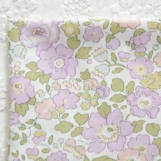 ͢Хƥ٥åĥ᥿å٥ɥᡡLiberty Tana Lawn Betsy Metalic
