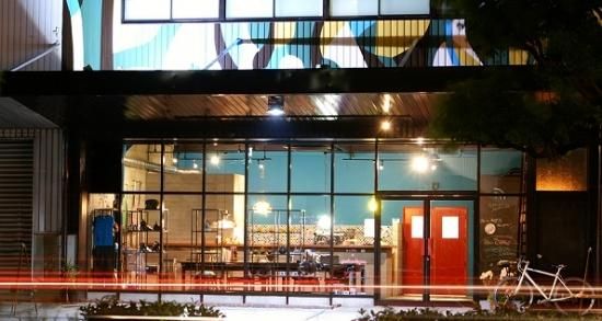 なぜ、グッぼるに看板がないのか