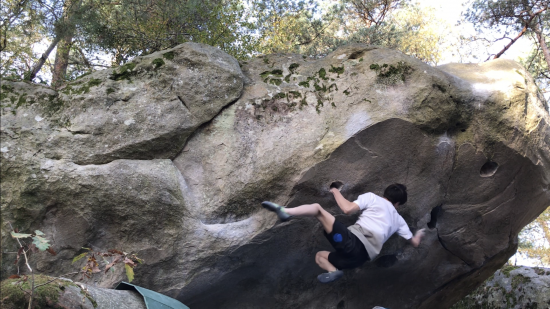 亀山凌平が Jour de Chasse 8c/5段+ に成功 2時間半のトライ 8cは自身初