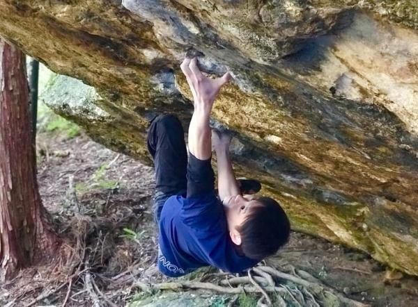 亀山凌平が クザン 5段+/V15を第2登 3日間のトライ