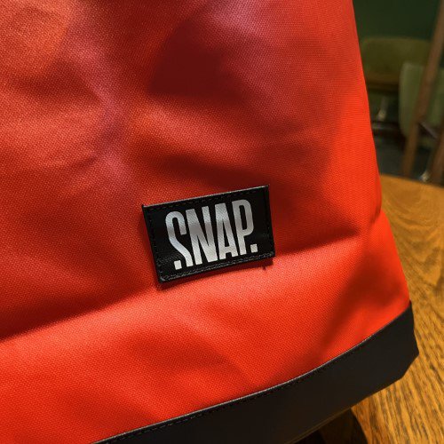 snap(スナップ) Snapack(スナパック)30L/40L ※背面クッションと背面ジップアプローチ ※2022年新モデル