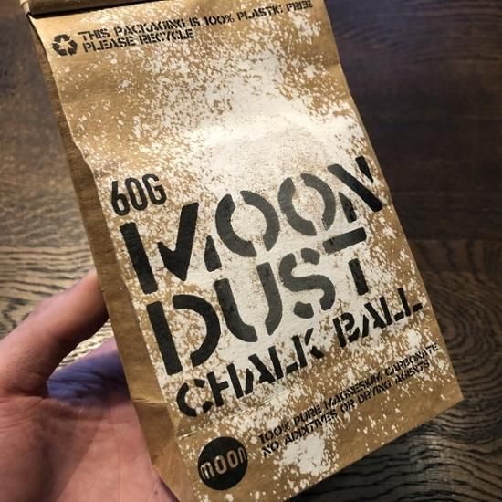 Moon ムーン New Moon Dust Chalk Ball ムーンダストチョークボール 60g Moon待望のチョークボール グッぼる ボルダリングcafe クライミング通販 Moon ムーン New Moon Dust Chalk Ball ムーンダストチョークボール 60g Moon待望のチョークボール グッぼる ボルダリングcafe クライミング通販