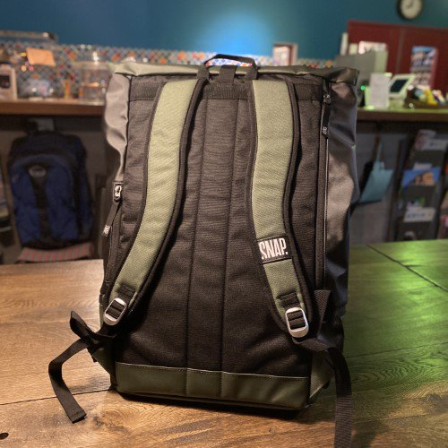 snap(スナップ) Roll Top(ロールトップ)25L/34L ※ノートPCも収納 ※斬新