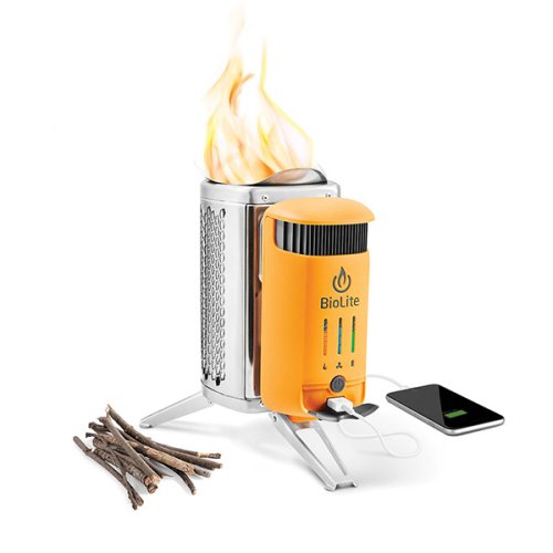 BioLite(バイオライト) CampStove 2PLUS(キャンプストーブ2プラス) ※なんでもガッツリ燃える ※焚き火の熱でファンを回してさらに燃える ※USB充電ができる