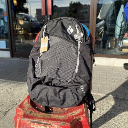 BlackDiamond(ブラックダイヤモンド) THEOREM 30 Backpack(セオレム30バックパック) ※小さなツアーにも最高 ※展示品セール20%OFF
