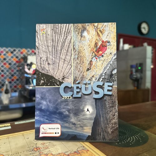 Ceuse Rock Climbing Guidebook (セユーズロッククライミングガイドブック) ※世界から集うリード岩壁 ※石灰岩の青く美しい模様 ※メール便88円 ※予約もOK