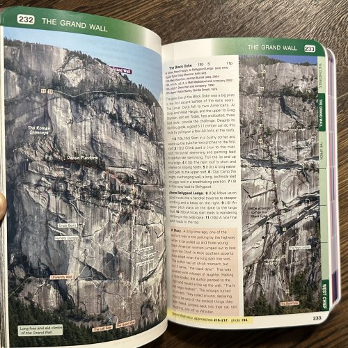 Squamish Climbing Guidebook(スコーミッシュクライミングガイドブック) ※多彩なマルチ ※傑作Dreamcatcher ※メール便88円