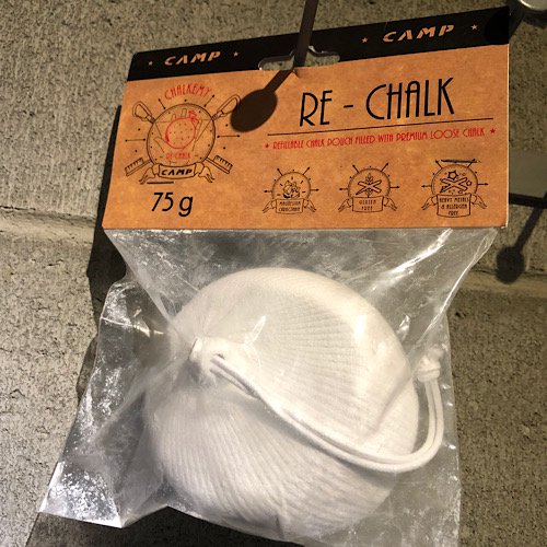 Camp カンプ Re Chalk リ チョークボール 75g 新パッケージで登場 詰め替え可能 微小粒子でなく身体に優しい グッぼる ボルダリングcafe クライミング通販