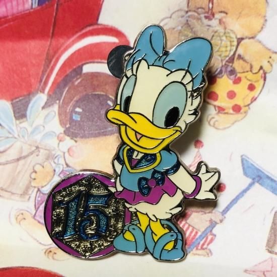 Tokyo Disneysea Daisy Duck 15th Pinback 東京ディズニーシー デイジーダック ピンバッジ Toyshop8 アメリカ雑貨 通販 豊橋市