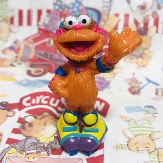 01 S Fisher Price Sesame Street Pvc Figure Zoe セサミストリート Pvcフィギュア ゾーイ Toyshop8 アメリカ雑貨 通販 豊橋市 01 S Fisher Price Sesame Street Pvc Figure Zoe セサミストリート Pvcフィギュア ゾーイ Toyshop8 アメリカ雑貨 通販 豊橋市