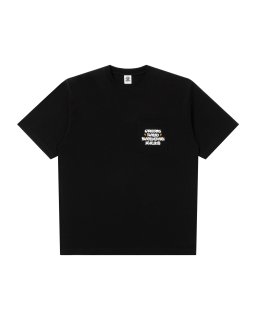 <img class='new_mark_img1' src='https://img.shop-pro.jp/img/new/icons5.gif' style='border:none;display:inline;margin:0px;padding:0px;width:auto;' />【BLACK EYE PATCH】BEP × CAREERING POCKET TEE