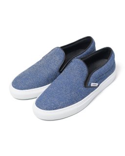 <img class='new_mark_img1' src='https://img.shop-pro.jp/img/new/icons5.gif' style='border:none;display:inline;margin:0px;padding:0px;width:auto;' />【SOPHNET.】SLIP ON SNEAKERS / Atrium Outdoor by Kvadrat