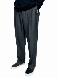 <img class='new_mark_img1' src='https://img.shop-pro.jp/img/new/icons8.gif' style='border:none;display:inline;margin:0px;padding:0px;width:auto;' />【UNLEASH】COMFORT SUMMER WOOL PANTS