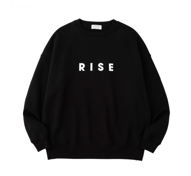 <img class='new_mark_img1' src='https://img.shop-pro.jp/img/new/icons20.gif' style='border:none;display:inline;margin:0px;padding:0px;width:auto;' />POET MEETS DUBWISERISE Oversized Sweat