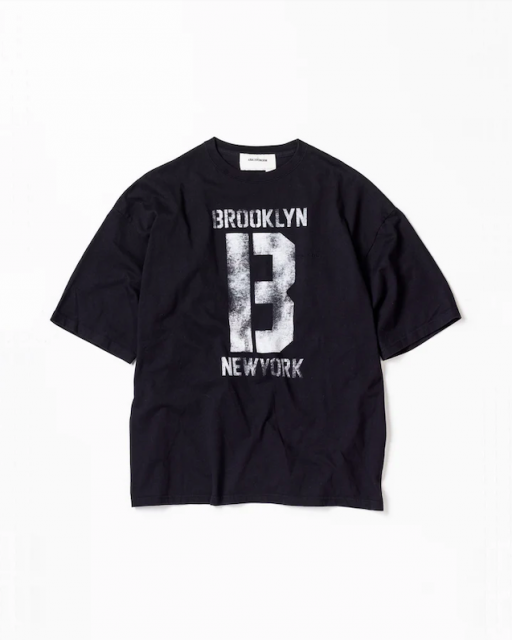 <img class='new_mark_img1' src='https://img.shop-pro.jp/img/new/icons8.gif' style='border:none;display:inline;margin:0px;padding:0px;width:auto;' /> ANACHRONORM BROOKLYN PRINTED S/S T-S