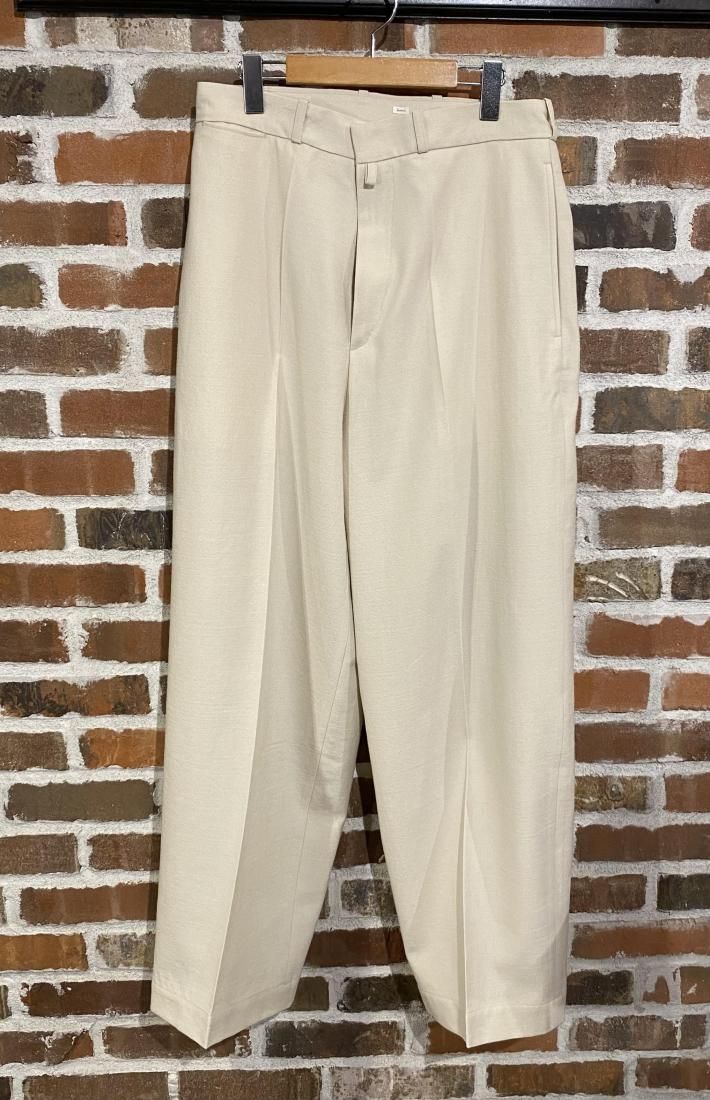 25AW 新品【blurhms】ウールギャバジン トラウザー E2B3113B-C807-4BAB-81A8-
