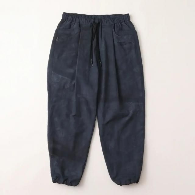 <img class='new_mark_img1' src='https://img.shop-pro.jp/img/new/icons8.gif' style='border:none;display:inline;margin:0px;padding:0px;width:auto;' />STRIPES FOR CREATIVEWIDE TAPERED EASY PANTS (REAL TREE CAMO)